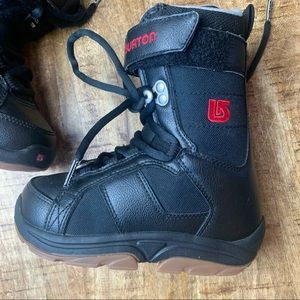 Burton Kid’s Snowboard Boots Size 1 Freestyle - Excellent Condition